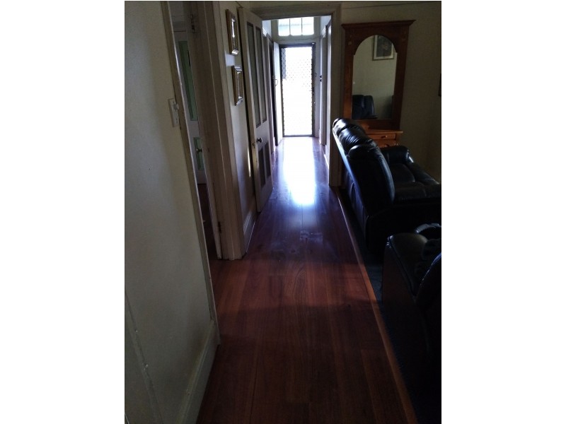 18 School St, Westmere VIC 3351