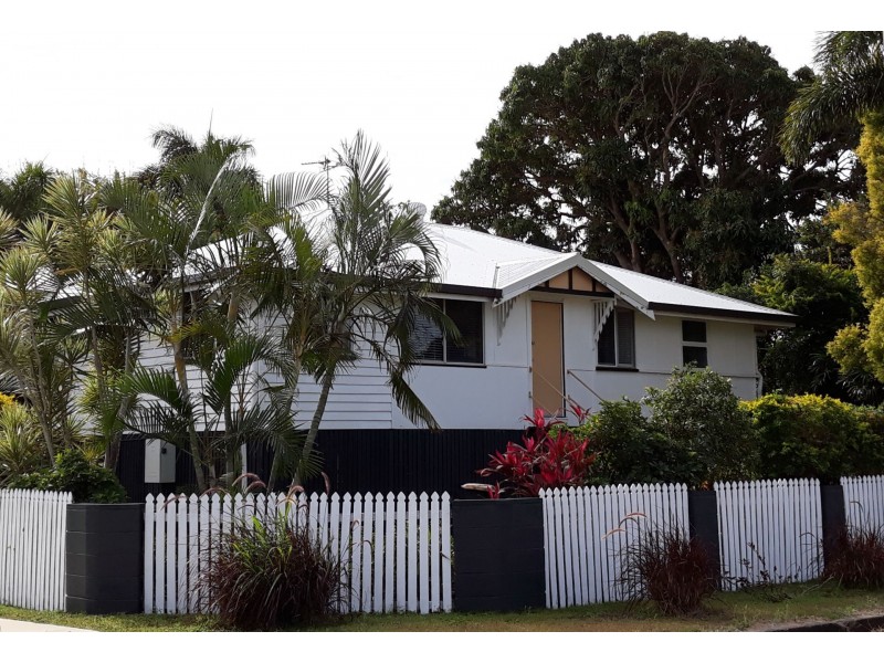 2b Taylor St, West Mackay QLD 4740