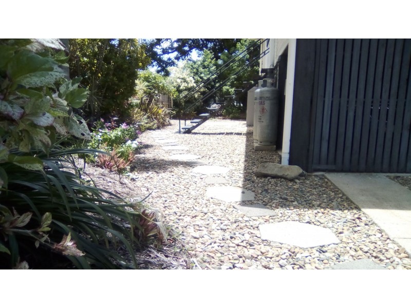 2b Taylor St, West Mackay QLD 4740