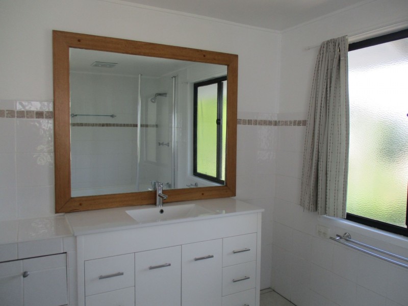 2b Taylor St, West Mackay QLD 4740