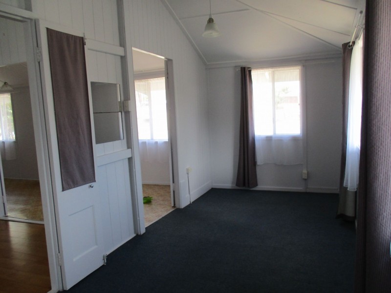 2b Taylor St, West Mackay QLD 4740