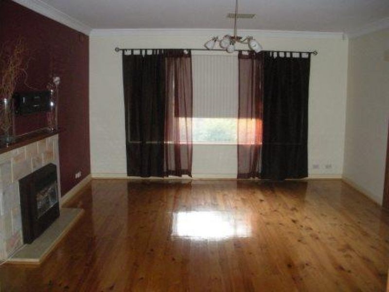 6 Waratah Court, Campbelltown SA 5074