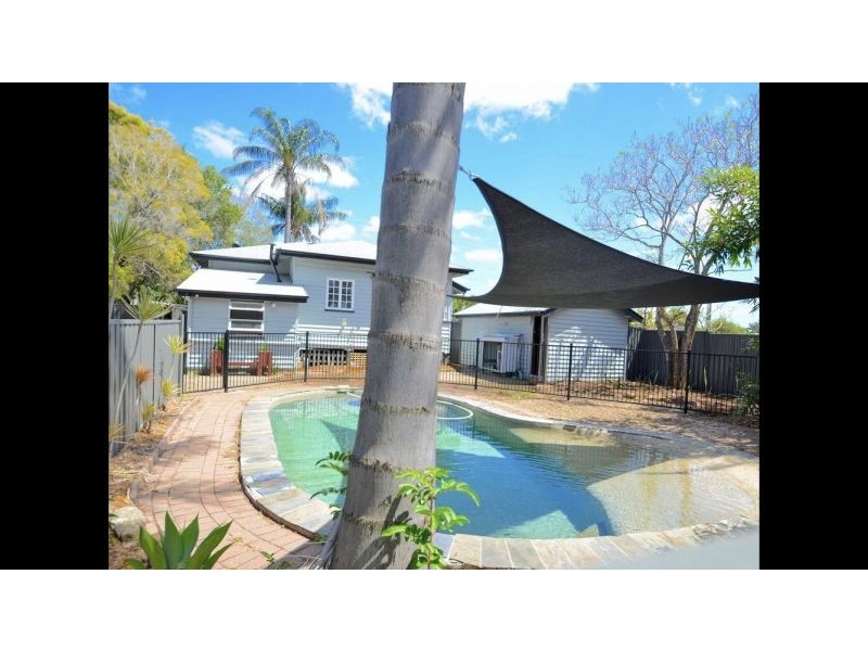 87 Tooley St, Maryborough West QLD 4650