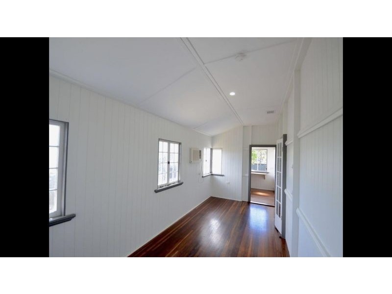 87 Tooley St, Maryborough West QLD 4650