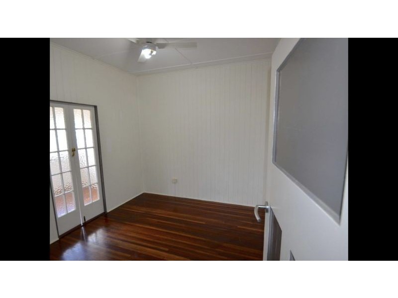 87 Tooley St, Maryborough West QLD 4650