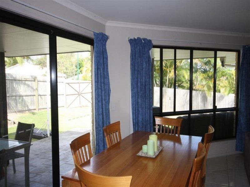 9 Coolamon Crescent, Beerwah QLD 4519