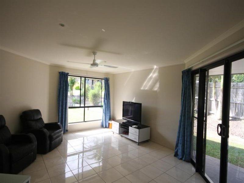 9 Coolamon Crescent, Beerwah QLD 4519