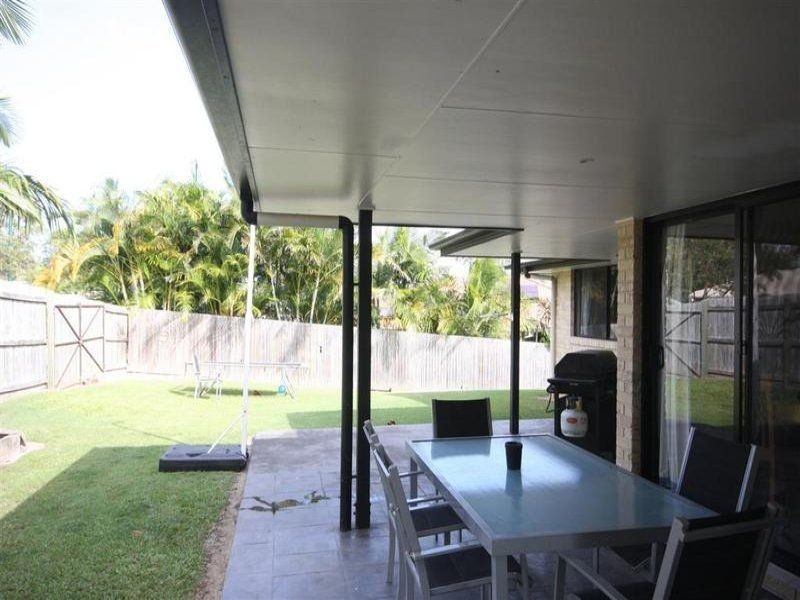 9 Coolamon Crescent, Beerwah QLD 4519