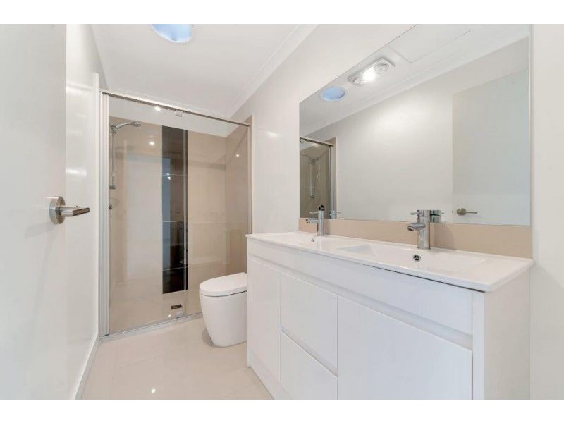 33 Luck Street, Drayton QLD 4350