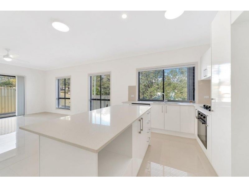 33 Luck Street, Drayton QLD 4350