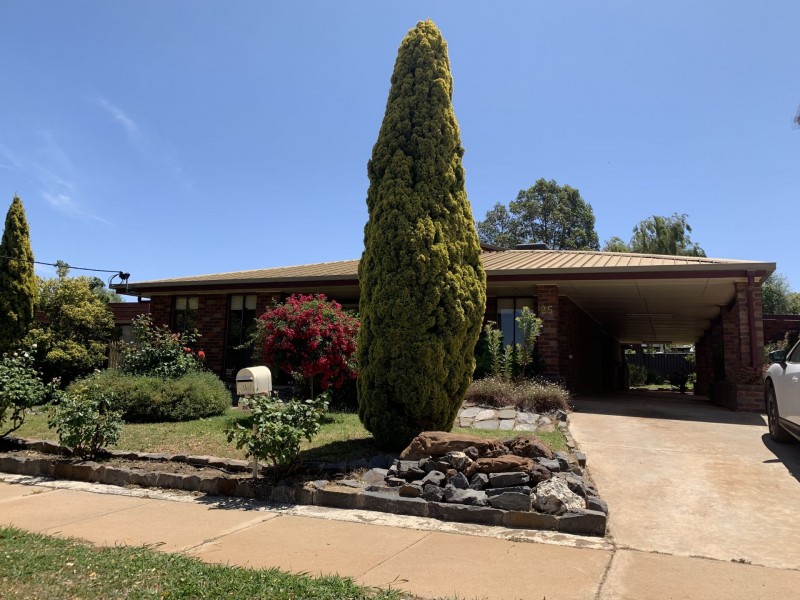 25 Jolly Street, Wycheproof VIC 3527