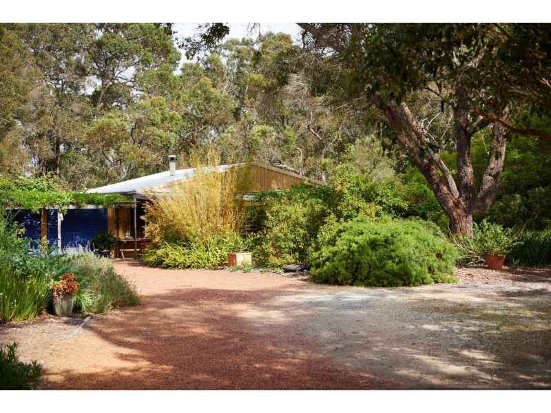 10 Middle Street, Gledhow WA 6330
