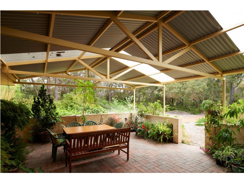 10 Middle Street, Gledhow WA 6330