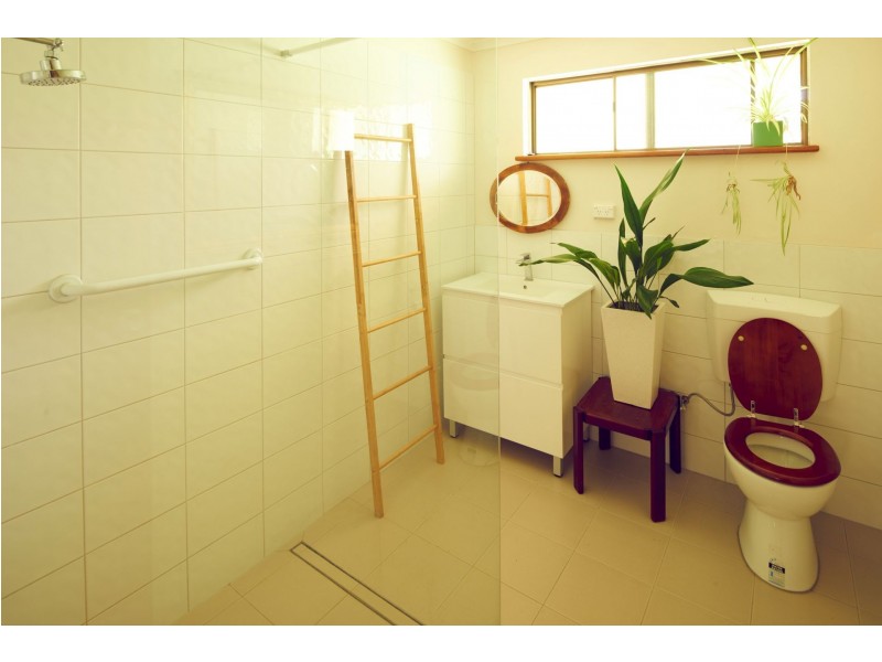 10 Middle Street, Gledhow WA 6330