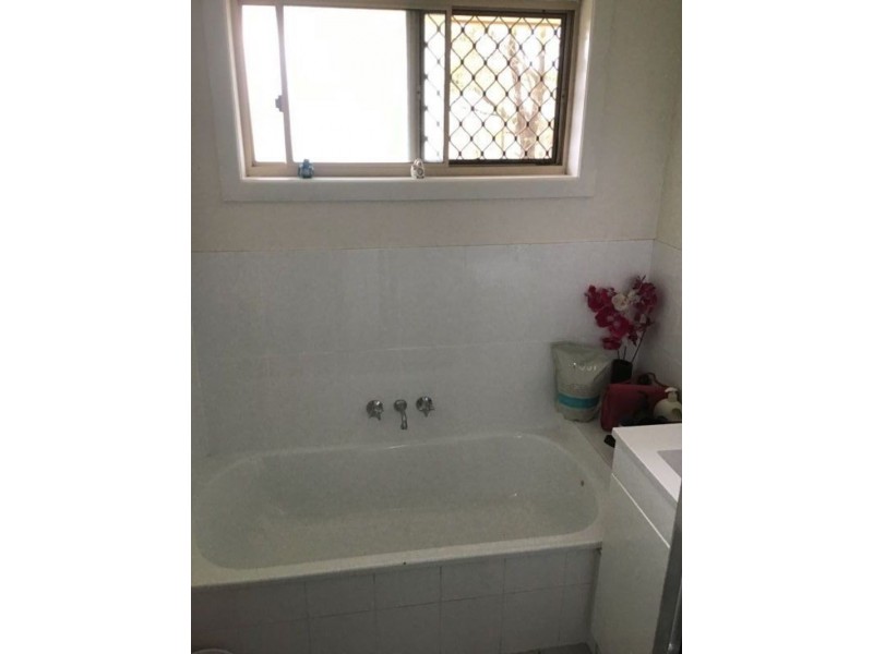 15 Crestbrook, Morayfield QLD 4506