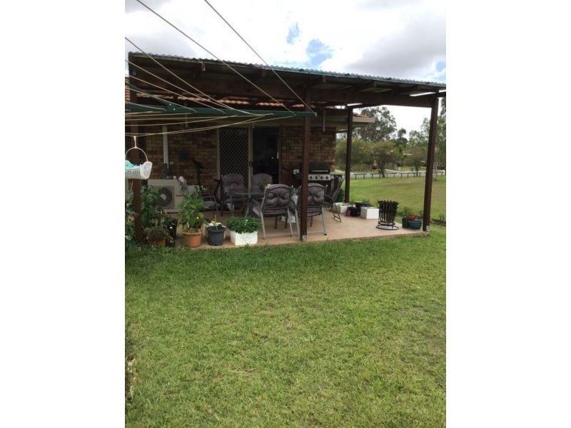 15 Crestbrook, Morayfield QLD 4506