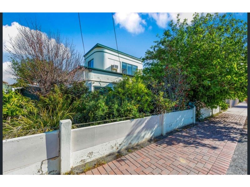 12 Fifth Avenue, St Morris SA 5068
