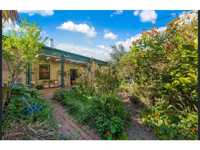 12 Fifth Avenue, St Morris SA 5068