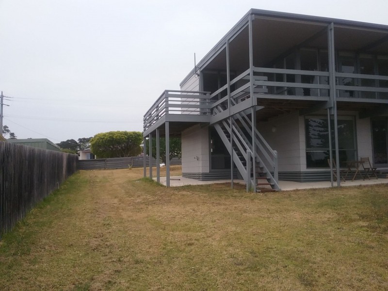 38 Mirrabooka rd, Mallacoota VIC 3892