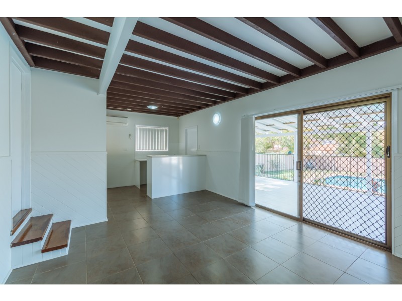 33 Lobelia Avenue, Daisy Hill QLD 4127