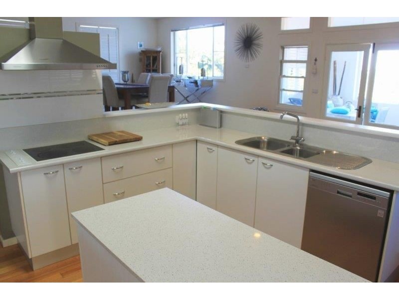 14 Lyle Campbell, Coffs Harbour NSW 2450