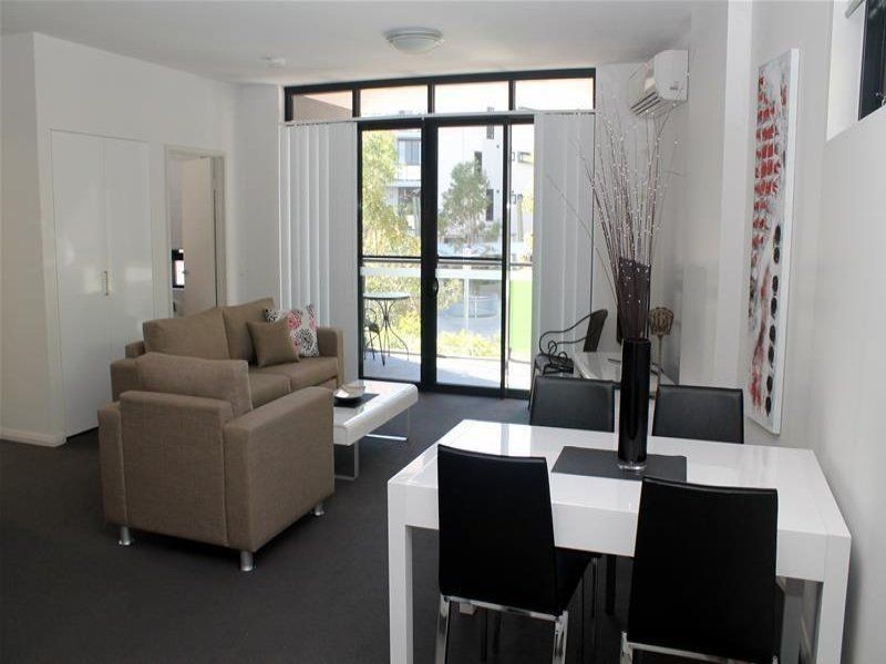 8/19 Stockton Bend, Cockburn Central WA 6164