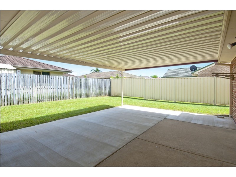 25 Billabong Drive, Crestmead QLD 4132