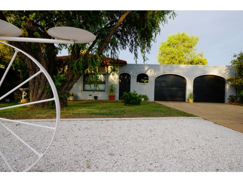 9 Allen Street, Wagga Wagga NSW 2650