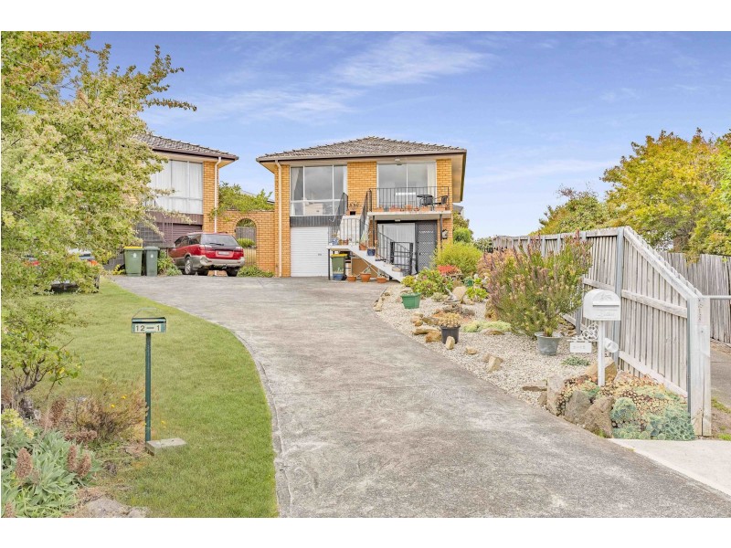 2/12 Stratford Place, Blackmans Bay TAS 7052