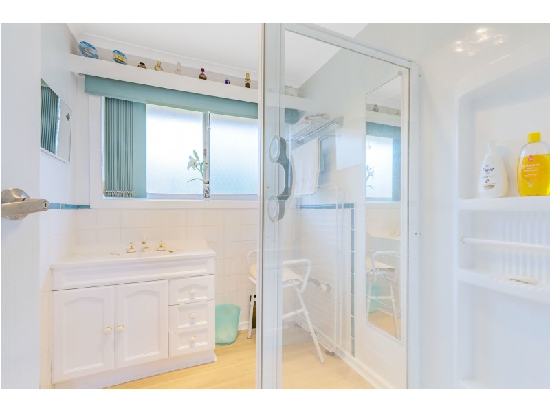 2/12 Stratford Place, Blackmans Bay TAS 7052