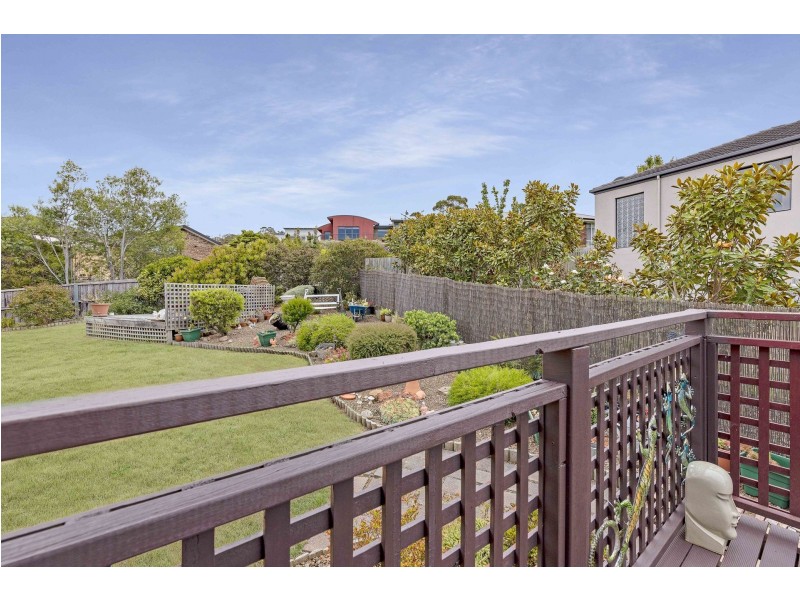 2/12 Stratford Place, Blackmans Bay TAS 7052