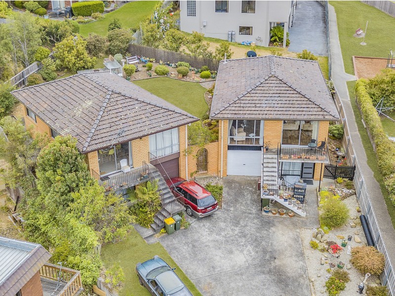 2/12 Stratford Place, Blackmans Bay TAS 7052