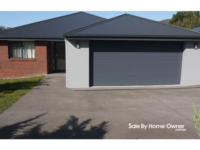 18 Orchard Avenue, Huonville TAS 7109