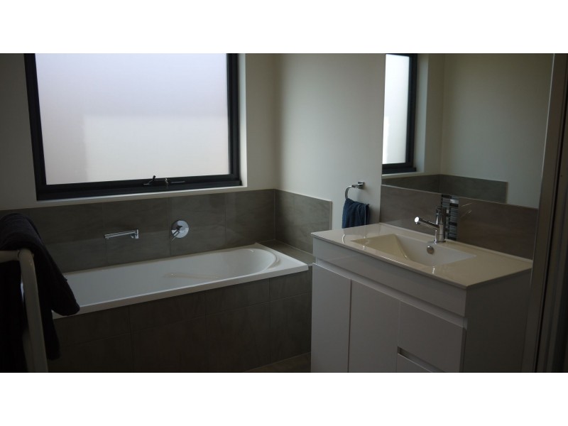 18 Orchard Avenue, Huonville TAS 7109