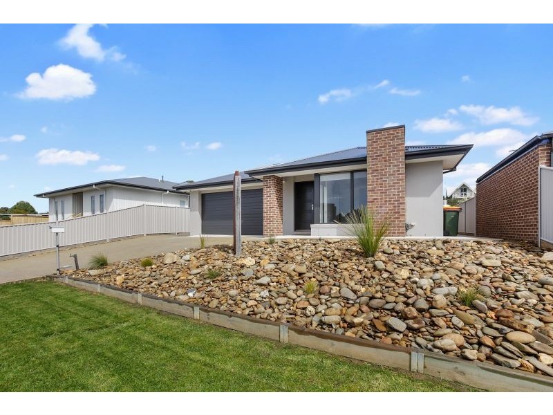 3 Dolphin Crt, Apollo Bay VIC 3233