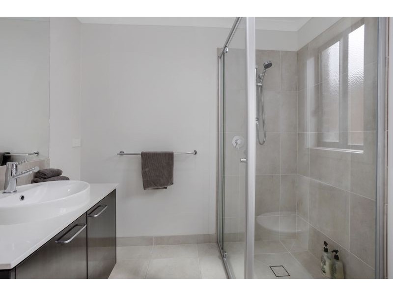 3 Dolphin Crt, Apollo Bay VIC 3233