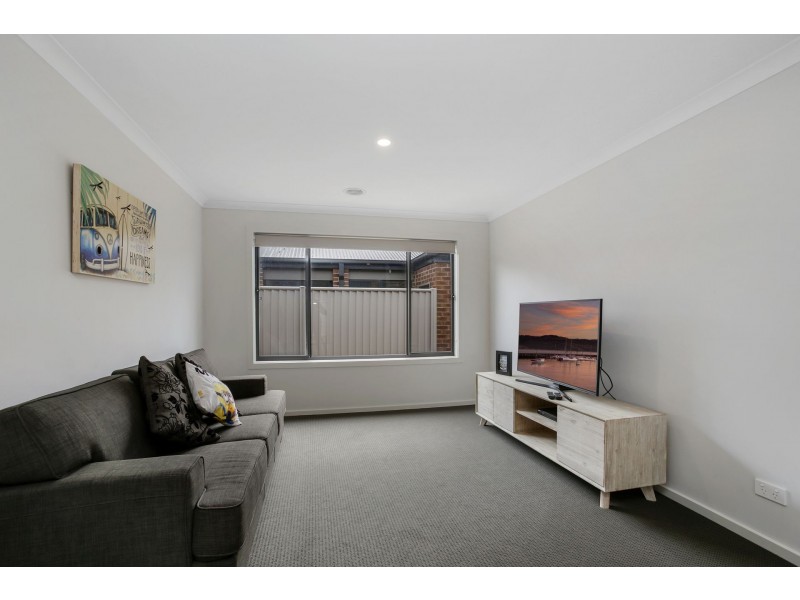 3 Dolphin Crt, Apollo Bay VIC 3233