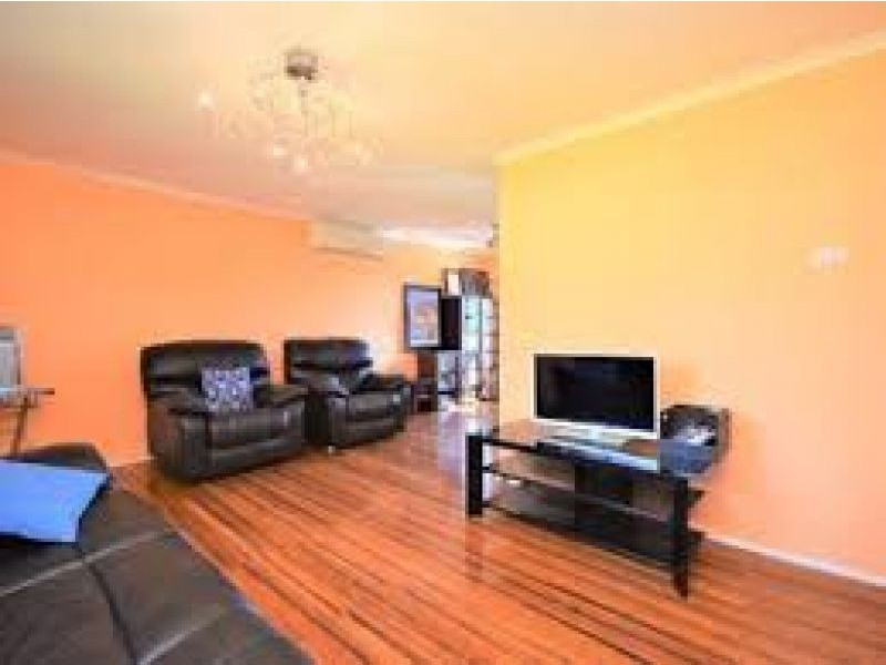 17 Seccombe St, Nowra NSW 2541