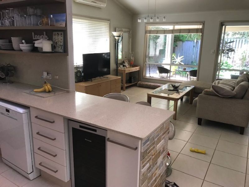 17 Elliott Street, Surfers Paradise QLD 4217