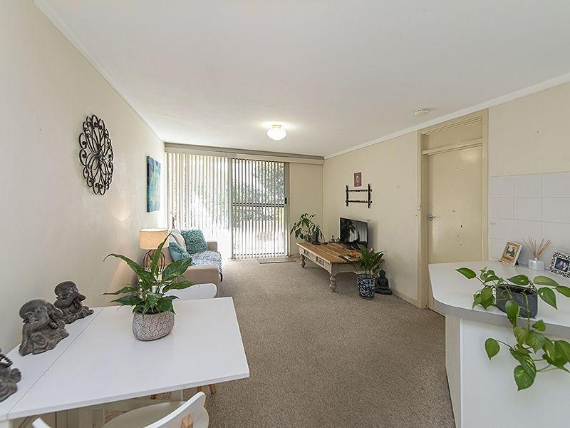 12//80-82 King George St, Victoria Park WA 6100