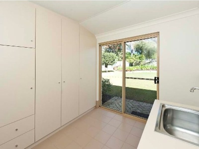 7 Collier Street, Applecross WA 6153