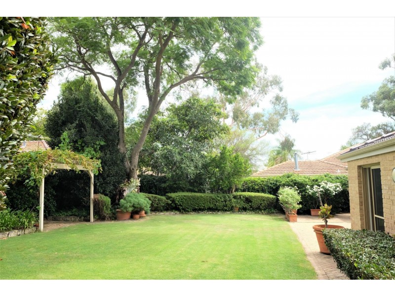 7 Collier Street, Applecross WA 6153