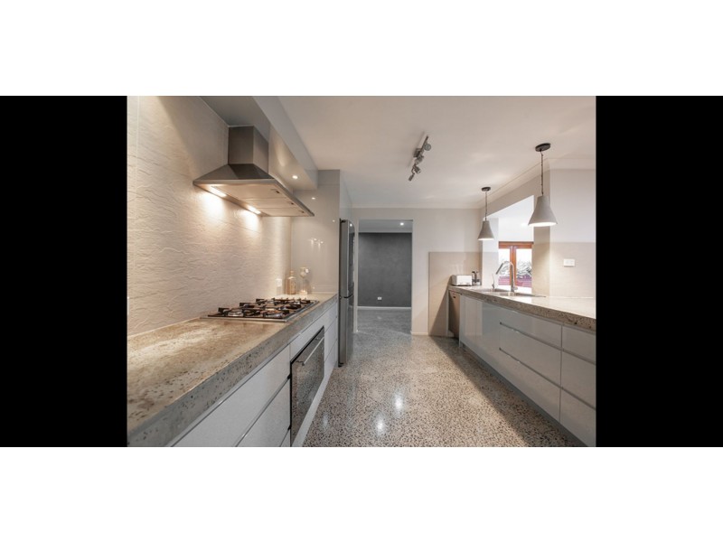 12 kearns avenue, Kearns NSW 2558