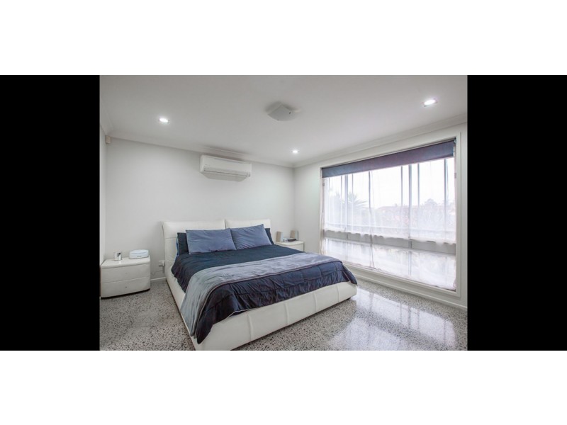 12 kearns avenue, Kearns NSW 2558