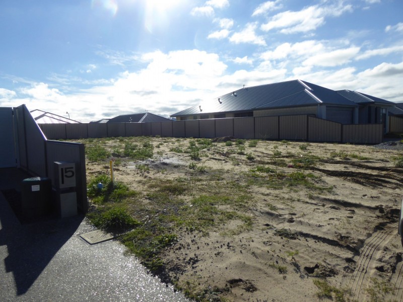 7 Binfield Street, Australind WA 6233