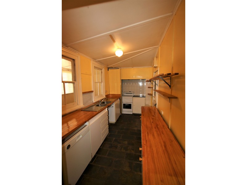 39 Sharow Street, Pingelly WA 6308