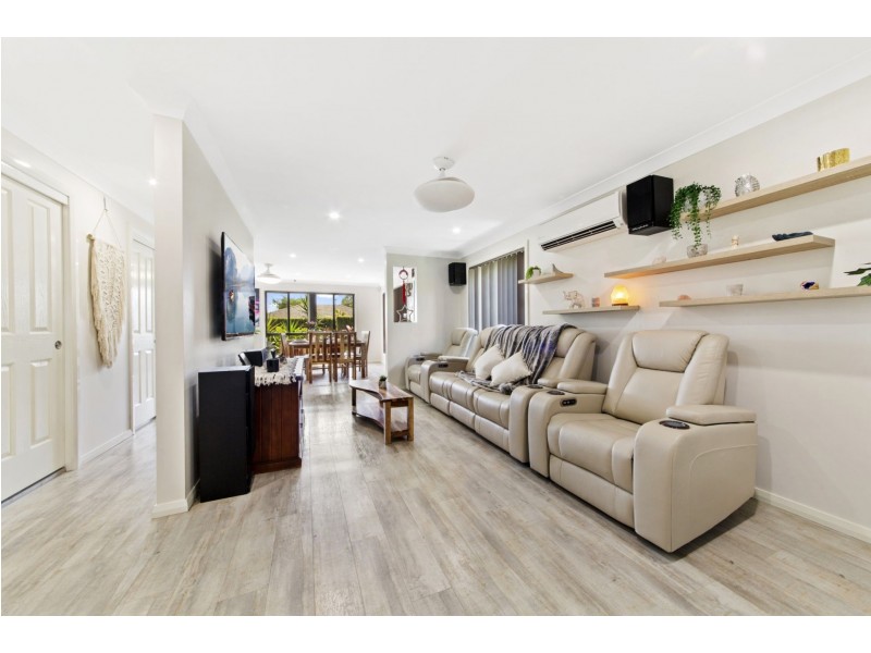 28 Watkin Avenue, Woy Woy NSW 2256