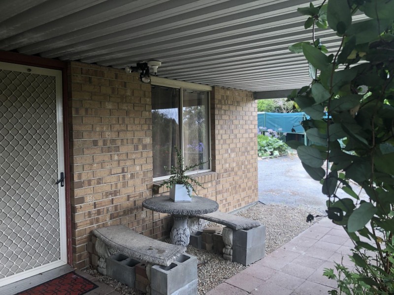 4 Fern Hill Rd, Bridgewater SA 5155