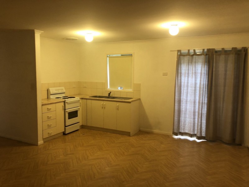 4 Fern Hill Rd, Bridgewater SA 5155