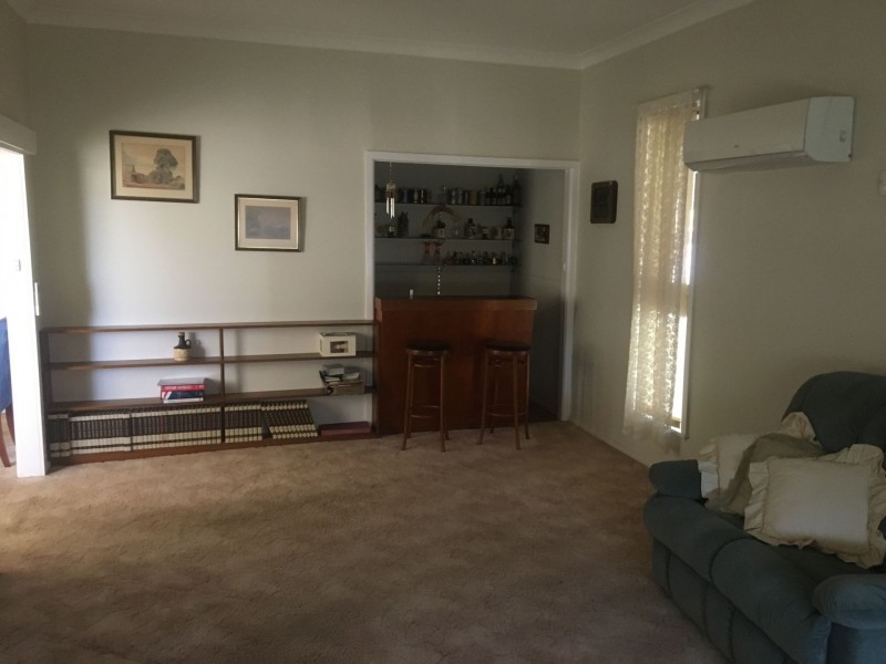 26 Drummond St, Lockhart NSW 2656